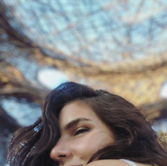 Meet your Posher, Liz - Picture 1 of 1